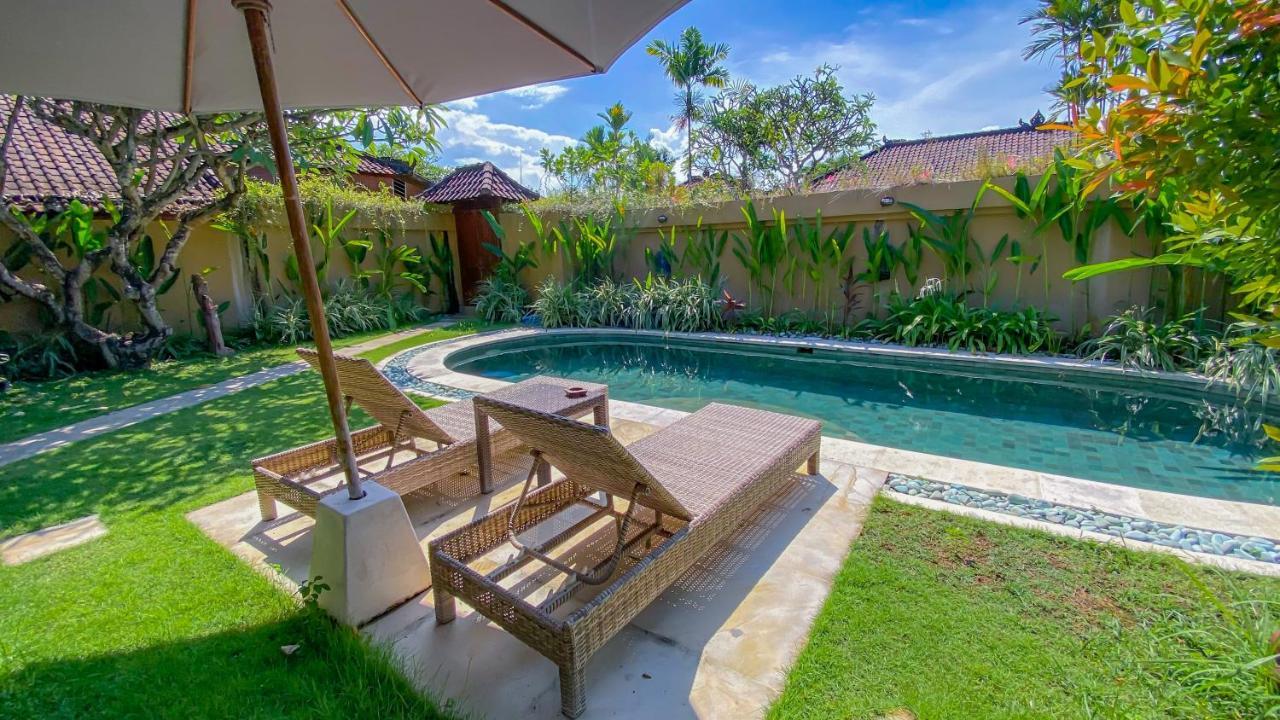 Bali Dyana Villas Семиняк Екстериор снимка