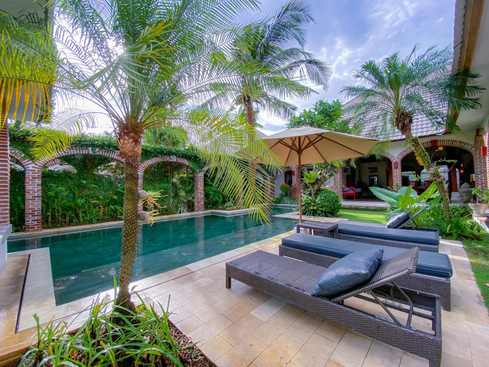 Bali Dyana Villas Семиняк Екстериор снимка